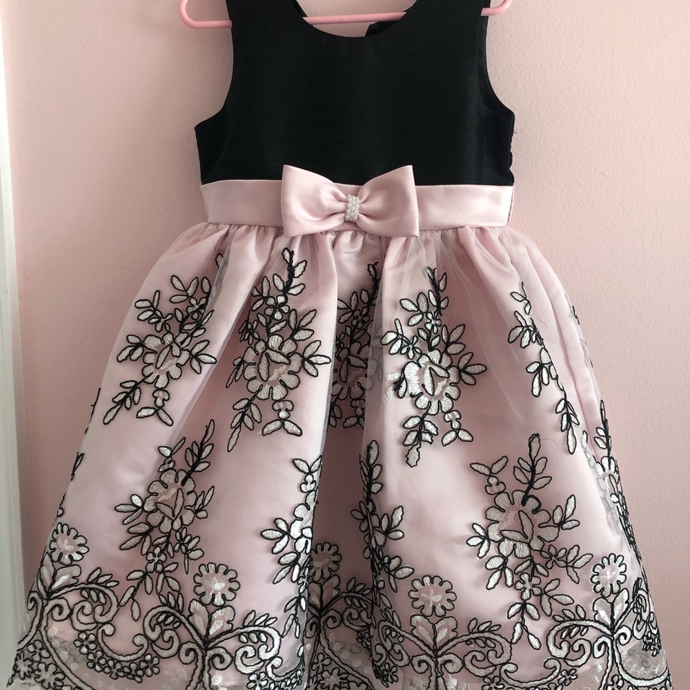 Jayne Copeland size 6 pink and black dress